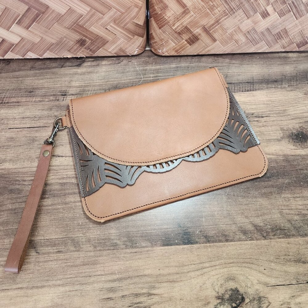 LC Fine Leather Goods Brown Leather Handbag Cutouts Unique Wristlet Clutch EUC‎
